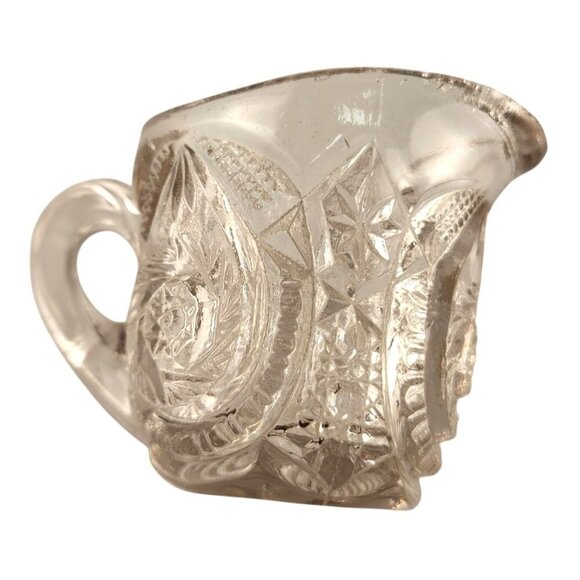 Vintage US Glass Childs Creamer Clear Glass With Intricate Star Design EAPG - Picture 5 of 8